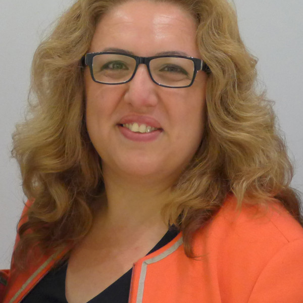 Portrait von Özlem Ünsal