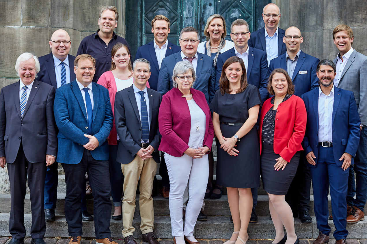 Mitglieder der Kieler SPD Ratsfraktion 2018 vor dem Rathaus