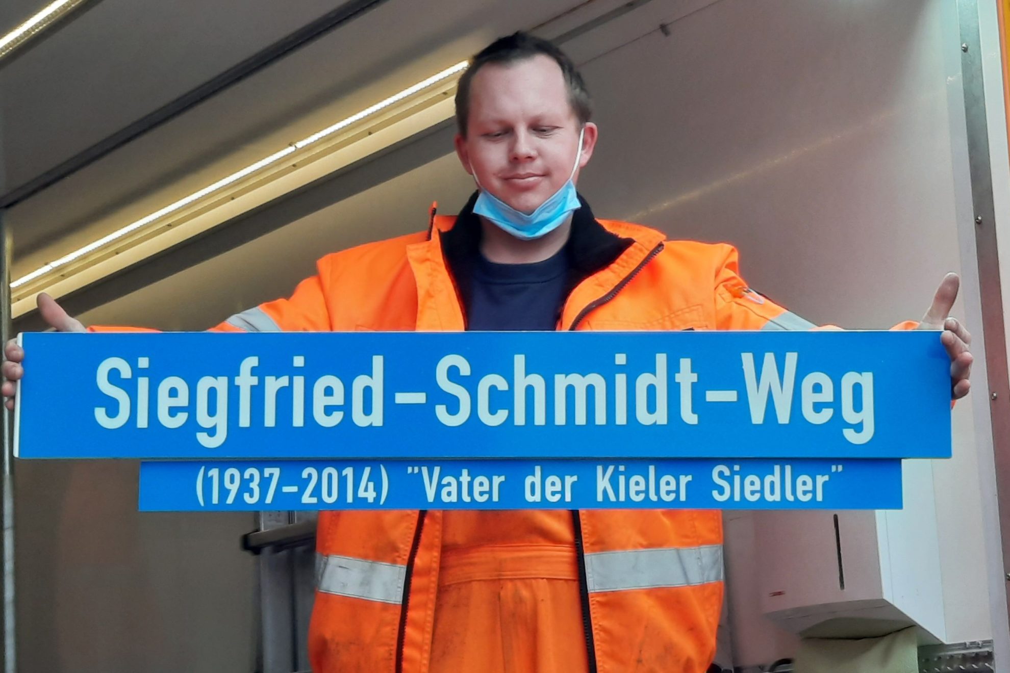 Siegfried-Schmidt-Weg