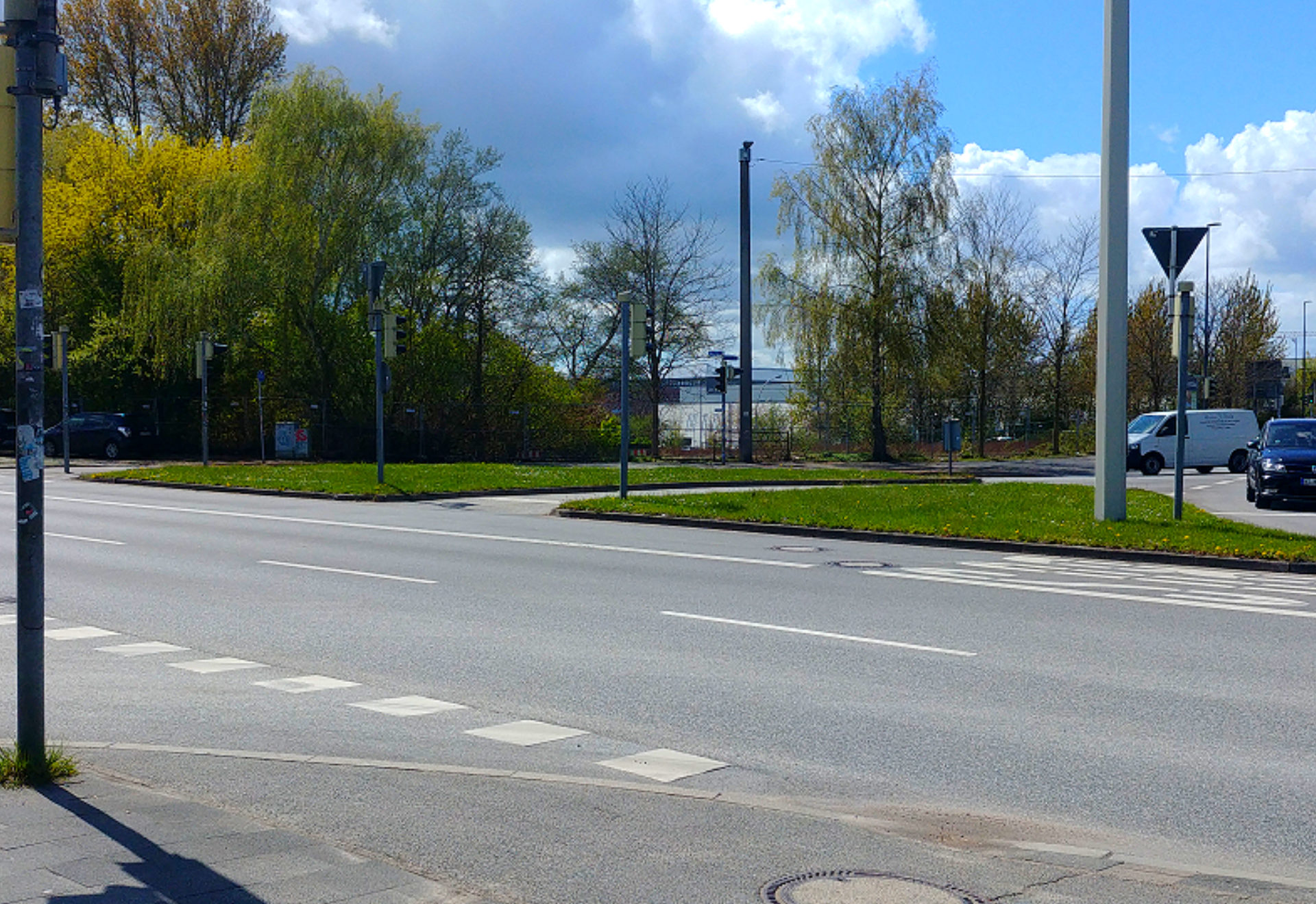 Blick auf unbebautes Grundstück von Werftstraße aus
