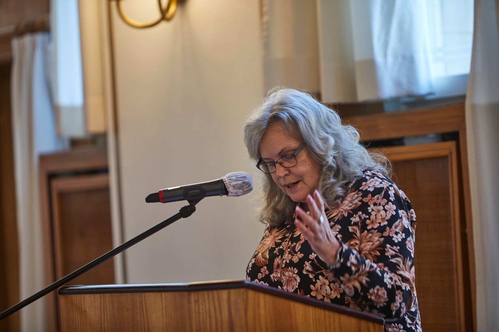 Gesa Langfeldt am Redepult