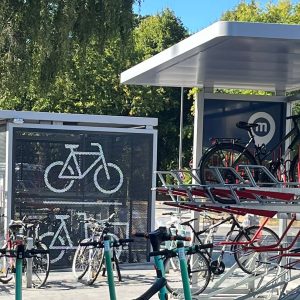 Fahrradständer in Mobilitätsstation